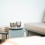 Aws Holiday Homes - Chic Downtown Views